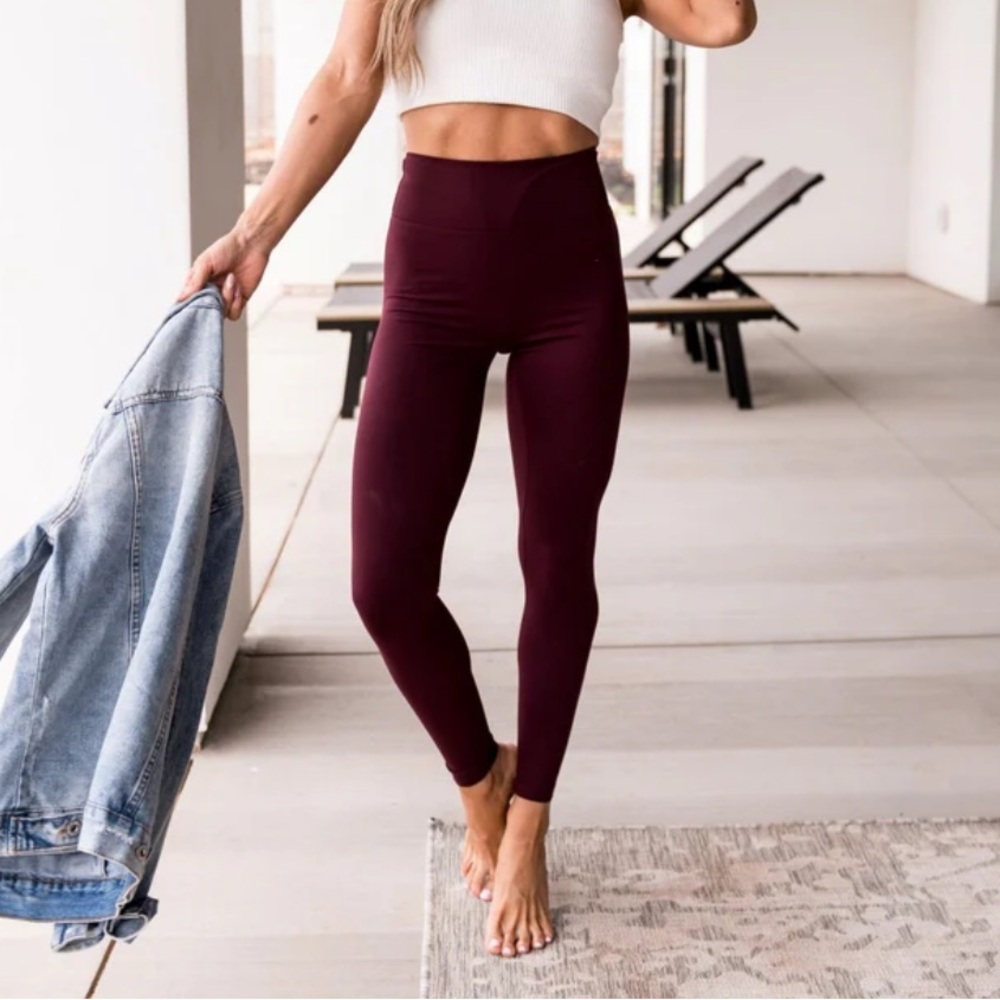 Ampersand Avenue Game Changer Leggings 25” inseam Wine